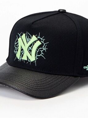ProStandard LA Dodgers Leather Dad Hat New With Tags Black Green Baseball Cap